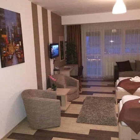 Gala Hotel 3*