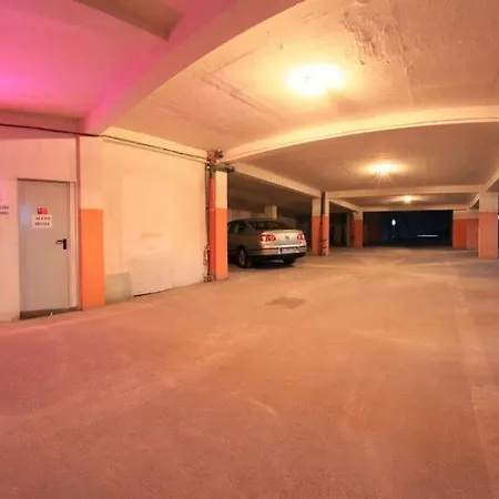 Gala 3*