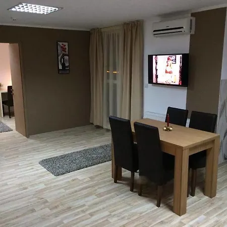 Gala Hotel 3*