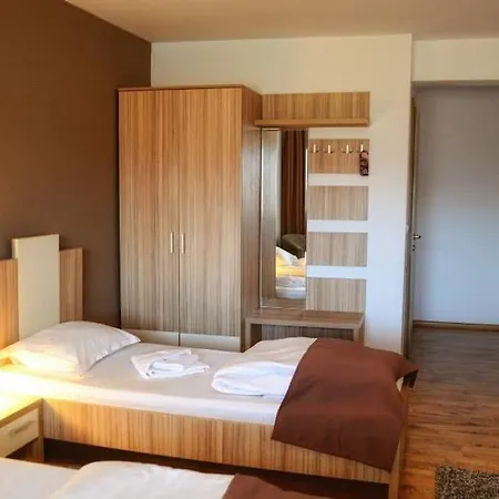 Gala 3*
